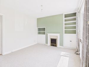 Living Room- click for photo gallery